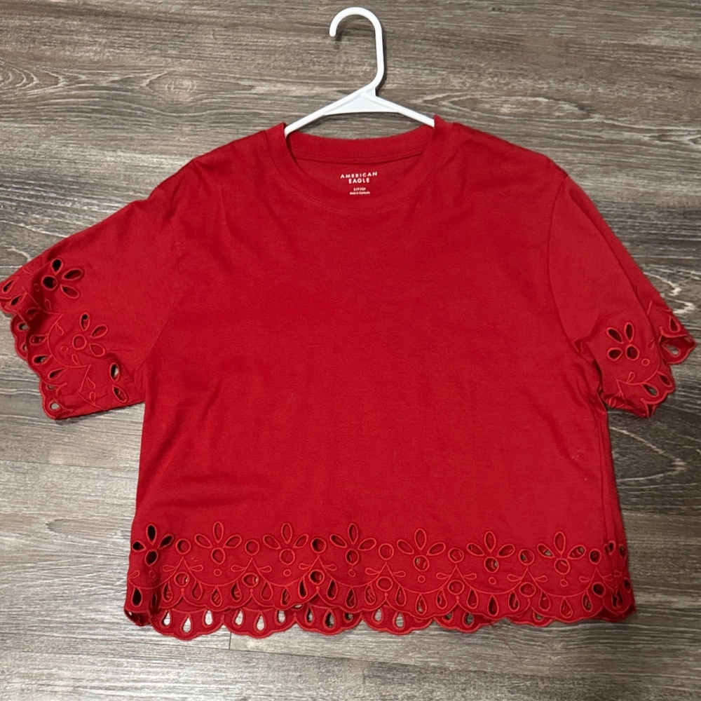 American Eagle Outfitters Red Eyelet Trim Blouse size small